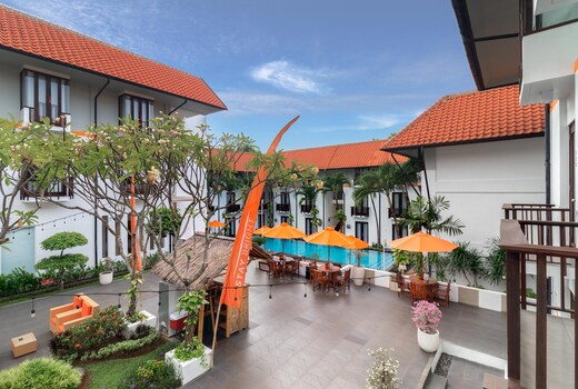 HARRIS Hotel Kuta Tuban (FREE AIRPORT/BEACH SHUTTLE)