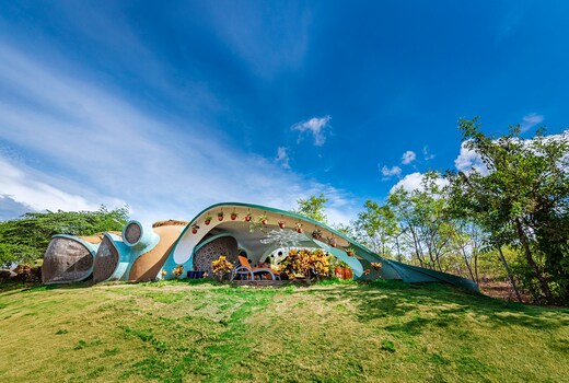SaffronStays AsanjA Dragonfly - Indias first earth sheltered home