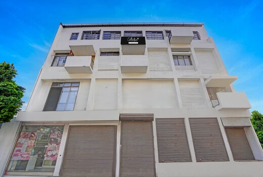Collection O Dandiya Bazar Formerly Vrundavan Residency