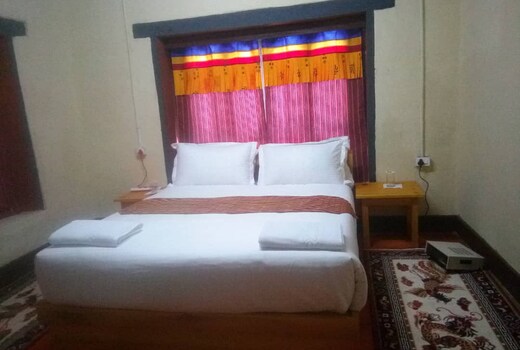Kinley Homestay