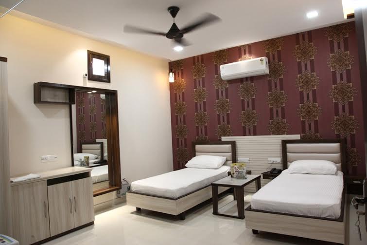HOTEL CM PLAZA