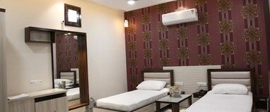 HOTEL CM PLAZA