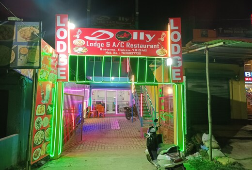 Dolly lodge & AC Restaurant