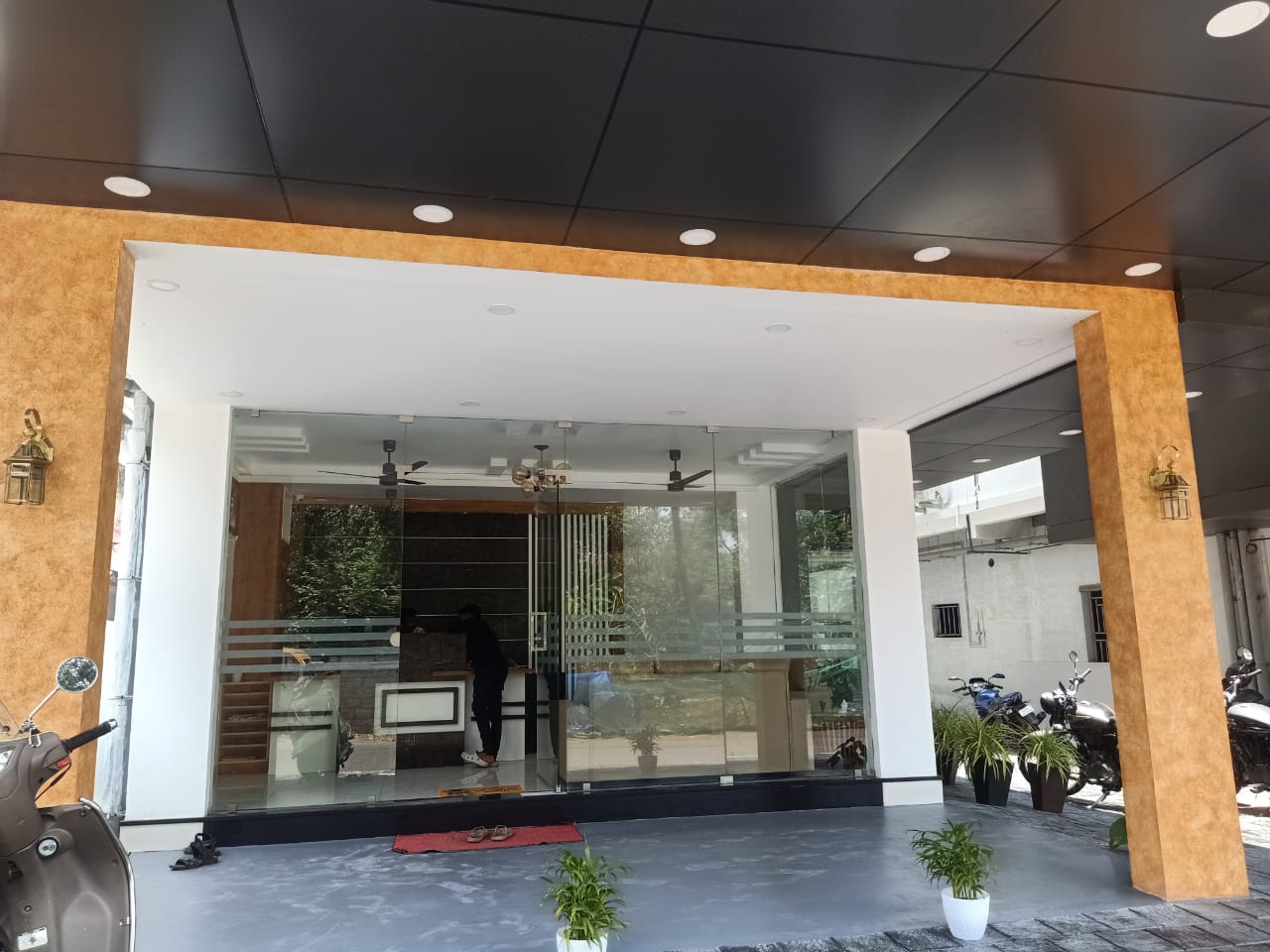 Main gallery