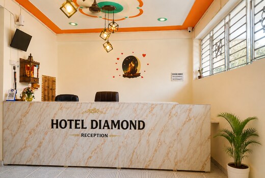 Hotel Diamond And Homestay