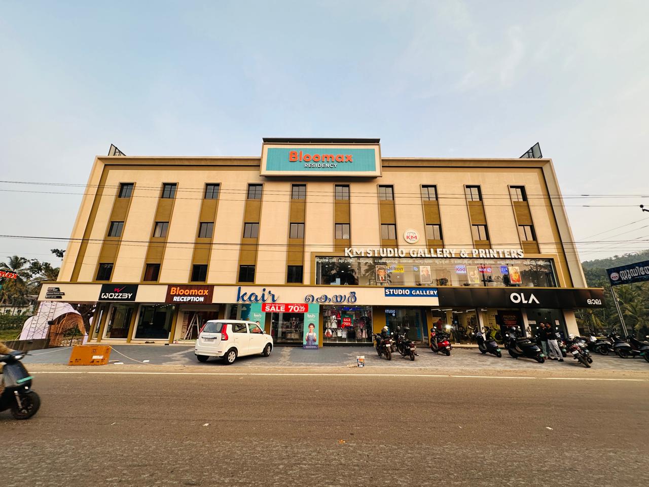 Nexstay Bloomax Residency