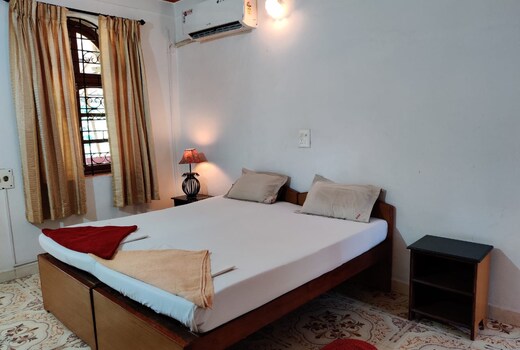 Dona Florina Beach House