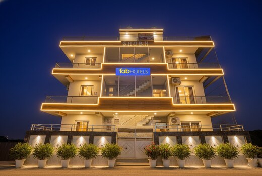 FabHotel Shubh Residency