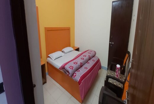 Pink Pine Resort