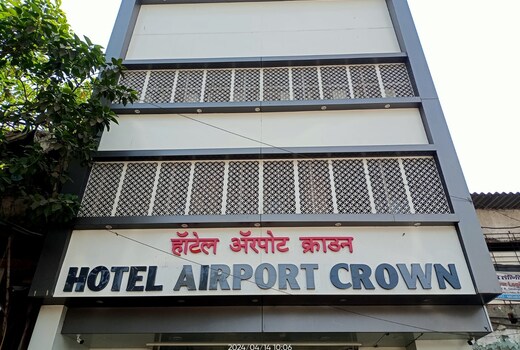 Hotel Airport Crown