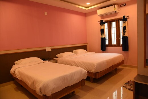Aarthi Residency