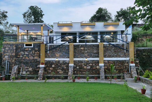 The Mountain Valley Villa