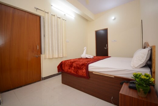 HOTELKASHIKHAND