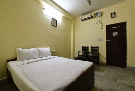 Hotel O Lord Shiva