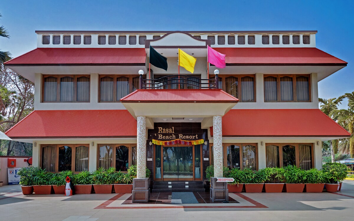 Rasal Beach Resort
