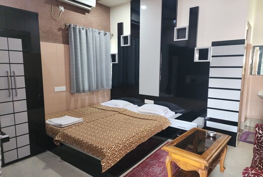 Hotel Surja Laxmi