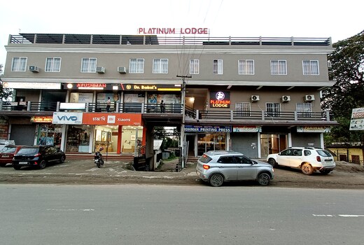 Platinum Lodge