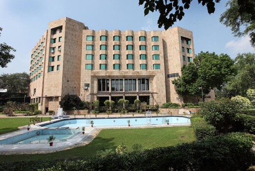 Hotel Samrat
