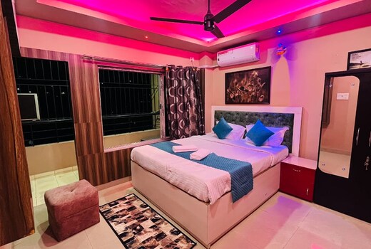 PHOENIX NEST HOMESTAY