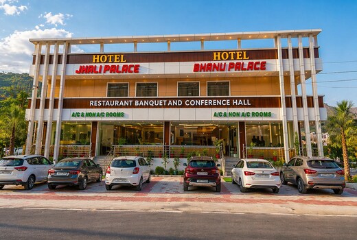Hotel Bhanu Palace