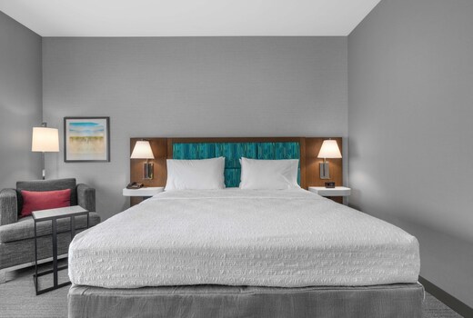 Hampton Inn & Suites by Hilton Bakersfield Central