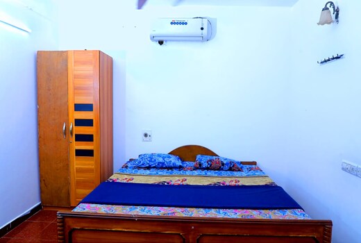 Kanathur farm house