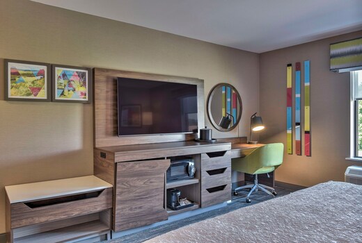 Hampton Inn & Suites Keene