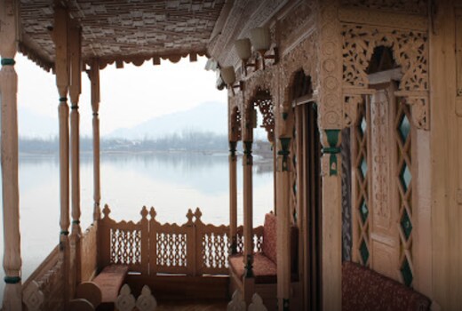 Shalimar Houseboats Srinagar