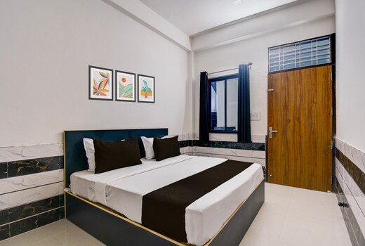 Hotel O by OYO Royal palace FAGI mod bus stand chaksu tonk road