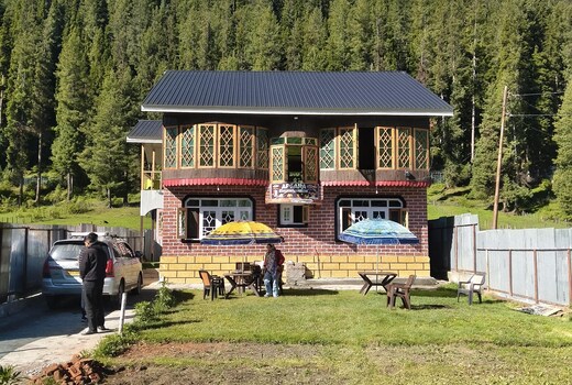 Hotel Afsara