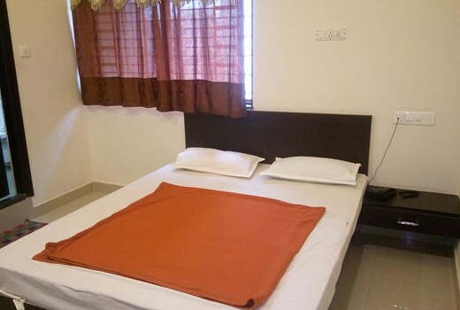 BRINDAVAN LODGE