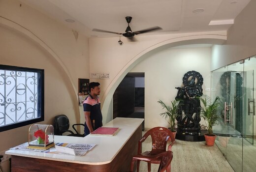 Shyam Hotel