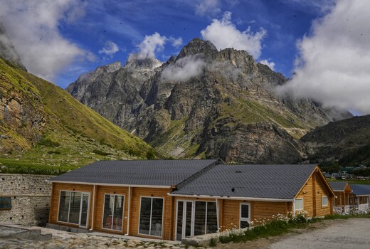 Badri Resort Mana, Badrinath