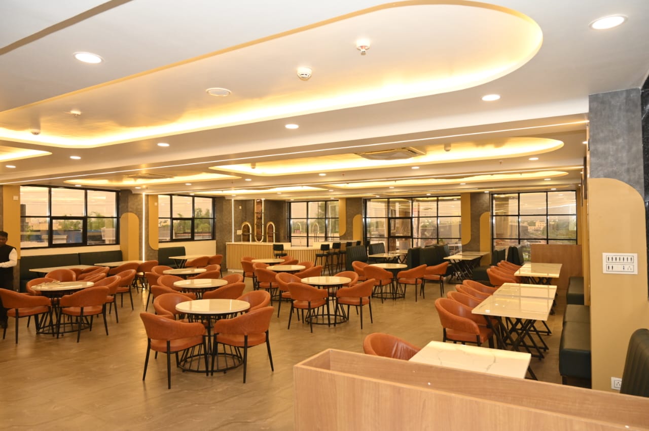 Hotel Comfort Inn Shikrapur