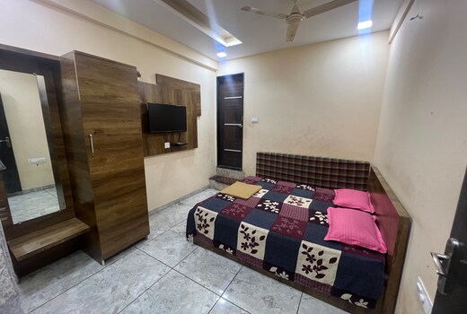 Hotel Sachin Executive Lodging