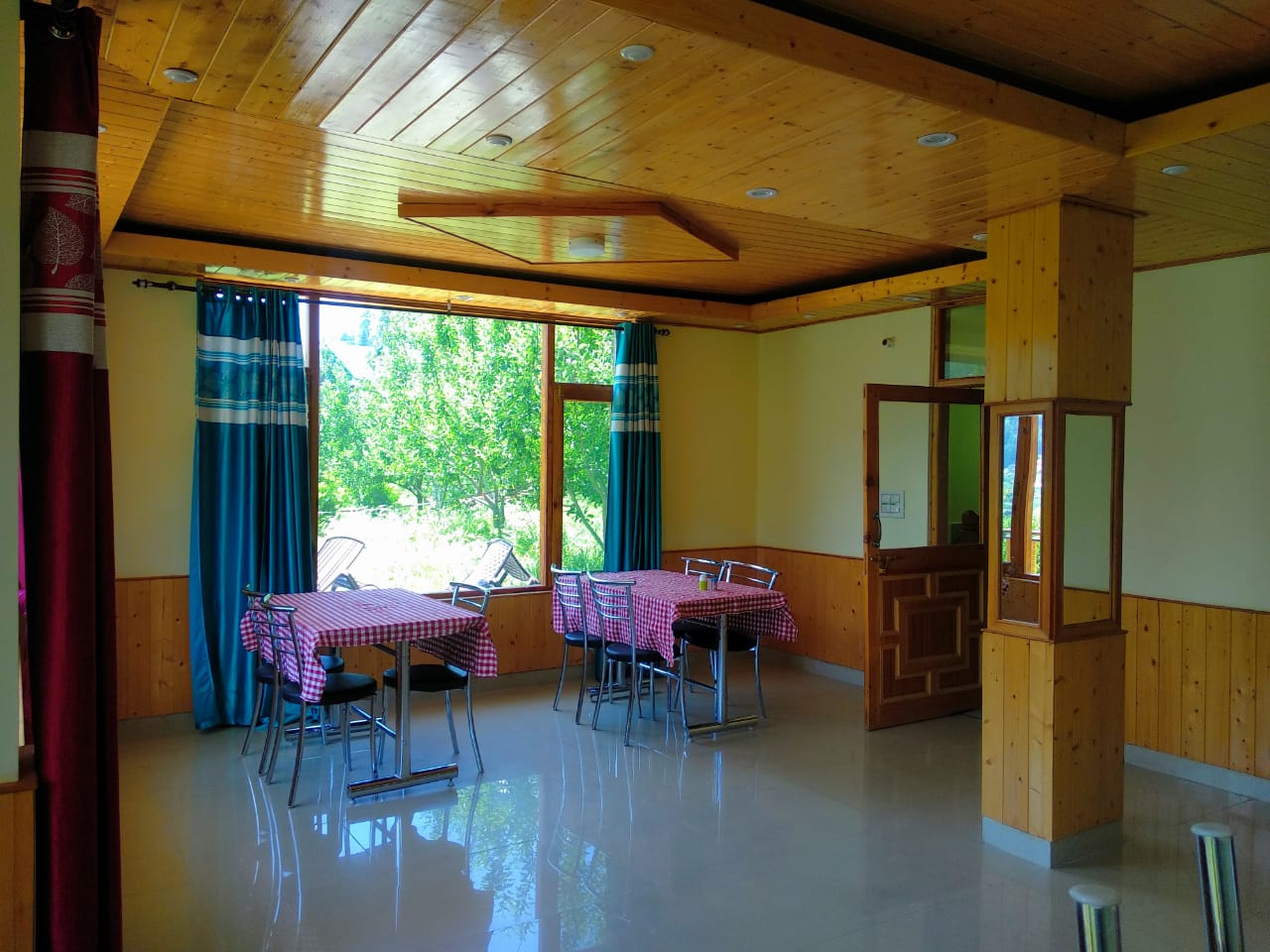 Main gallery