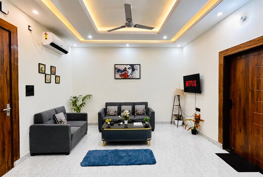 Sukh Ganges With Ganga view 2 BHK Cozy Home Stay