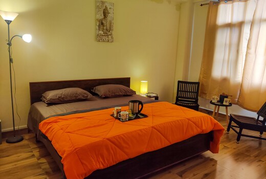 Jujurana Homestay Valley-Views Apartments & Balcony