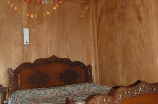 Riyaz Houseboat