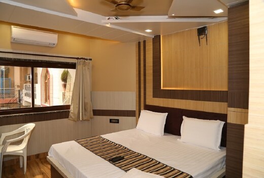 S R home Rohini