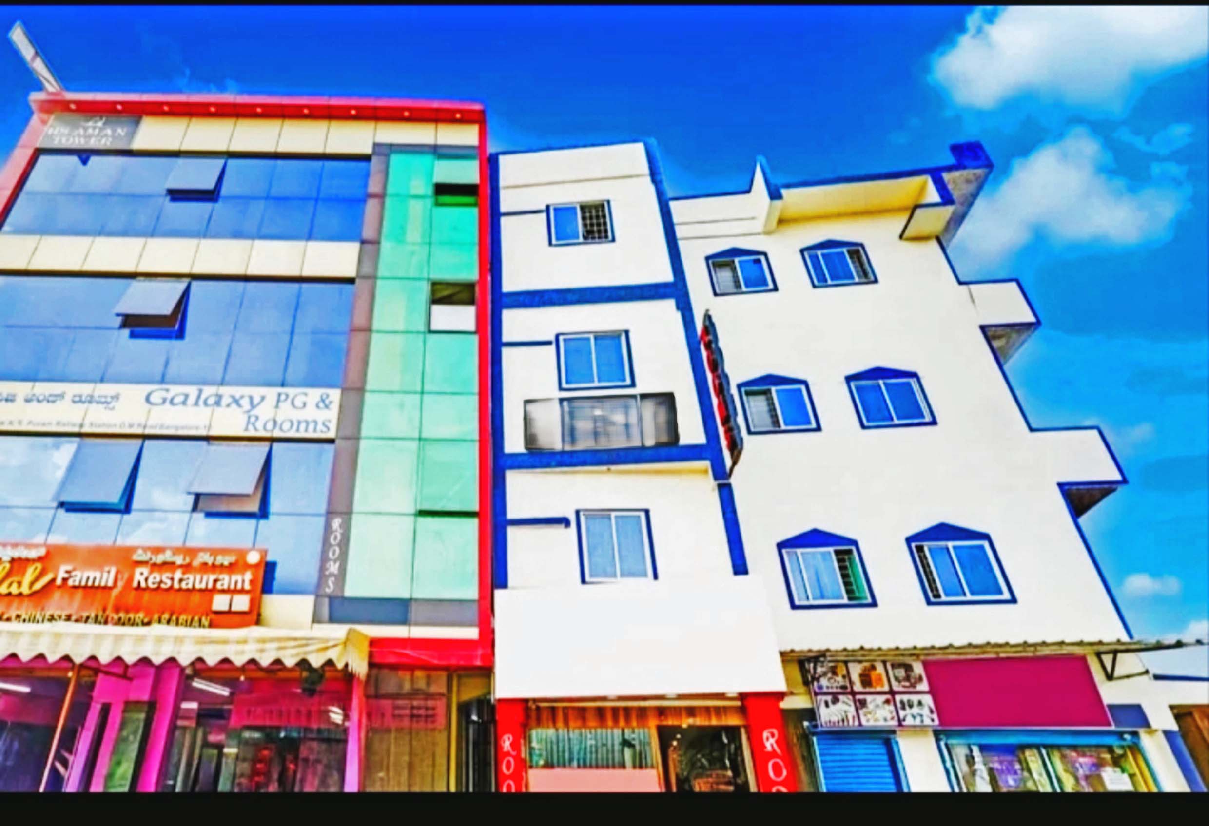 RoyalComfort Rooms