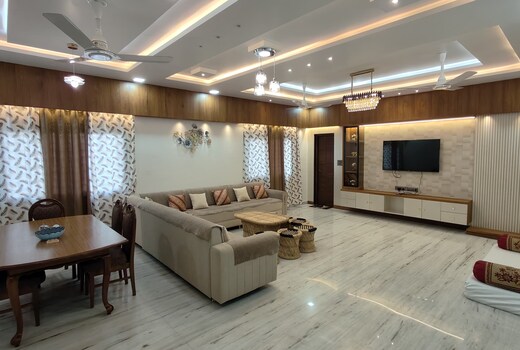 Luxurious 2400 SqFt Appartment