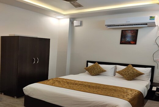 Royal Galaxy Hotel