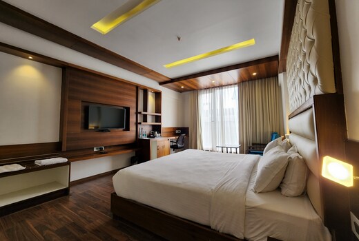 HOTEL PREETHI INTERNATIONAL