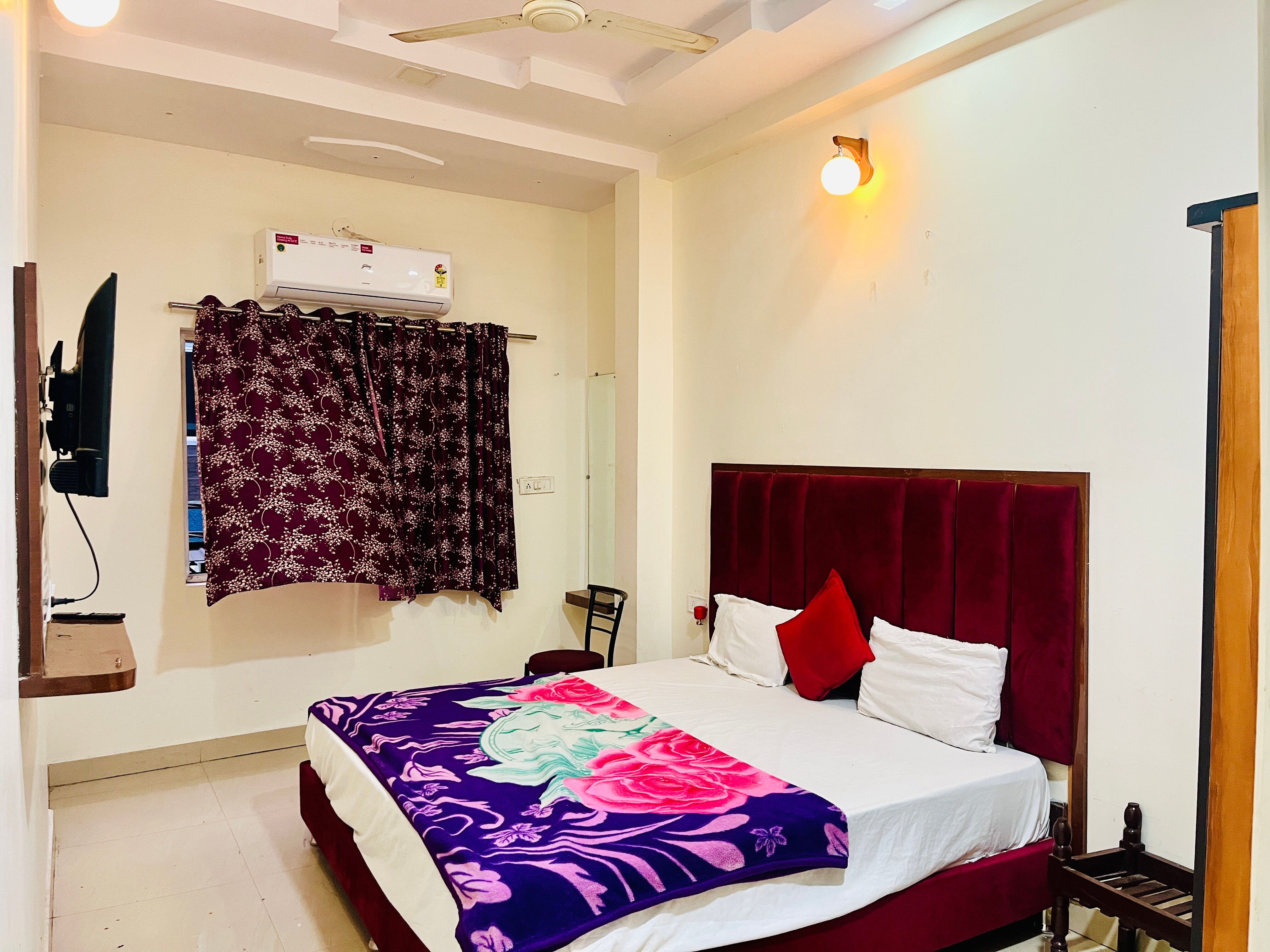 Sunshine M.P.Residency