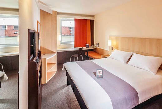 ibis Budapest Heroes Square
