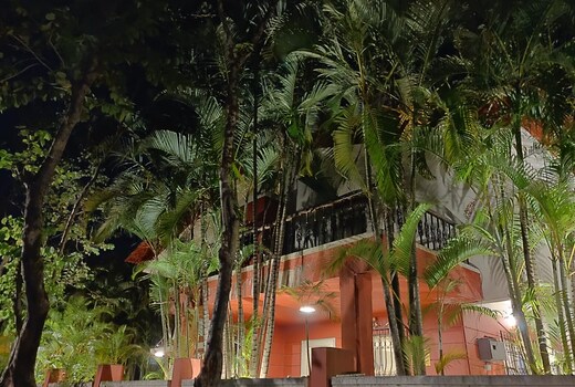 Sunstone Villa - 4 BHK with Pool & Canteen