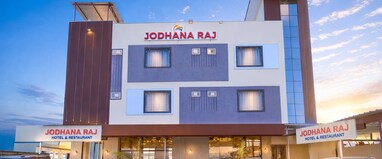 Jodhana Raj Hotel & Restaurant