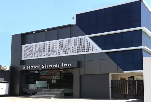 HOTEL SHANTI INN