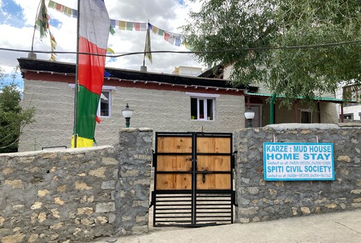 Karze MudHouse Homestay